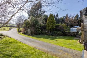 The Long Causeway Brearley